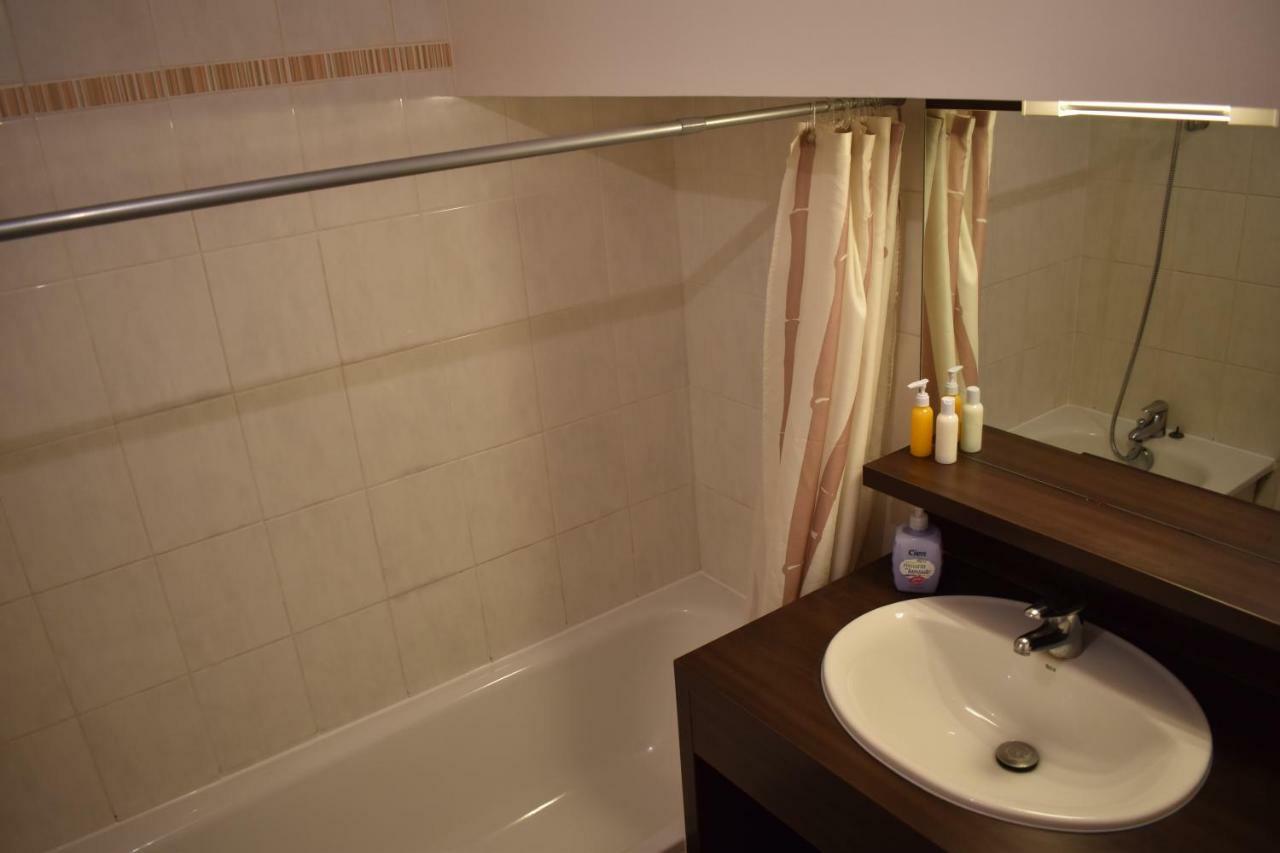 Duplex A 1 Kilometre De Disneyland Paris 蒙泰夫兰 外观 照片