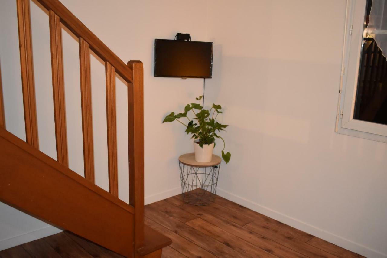 Duplex A 1 Kilometre De Disneyland Paris 蒙泰夫兰 外观 照片