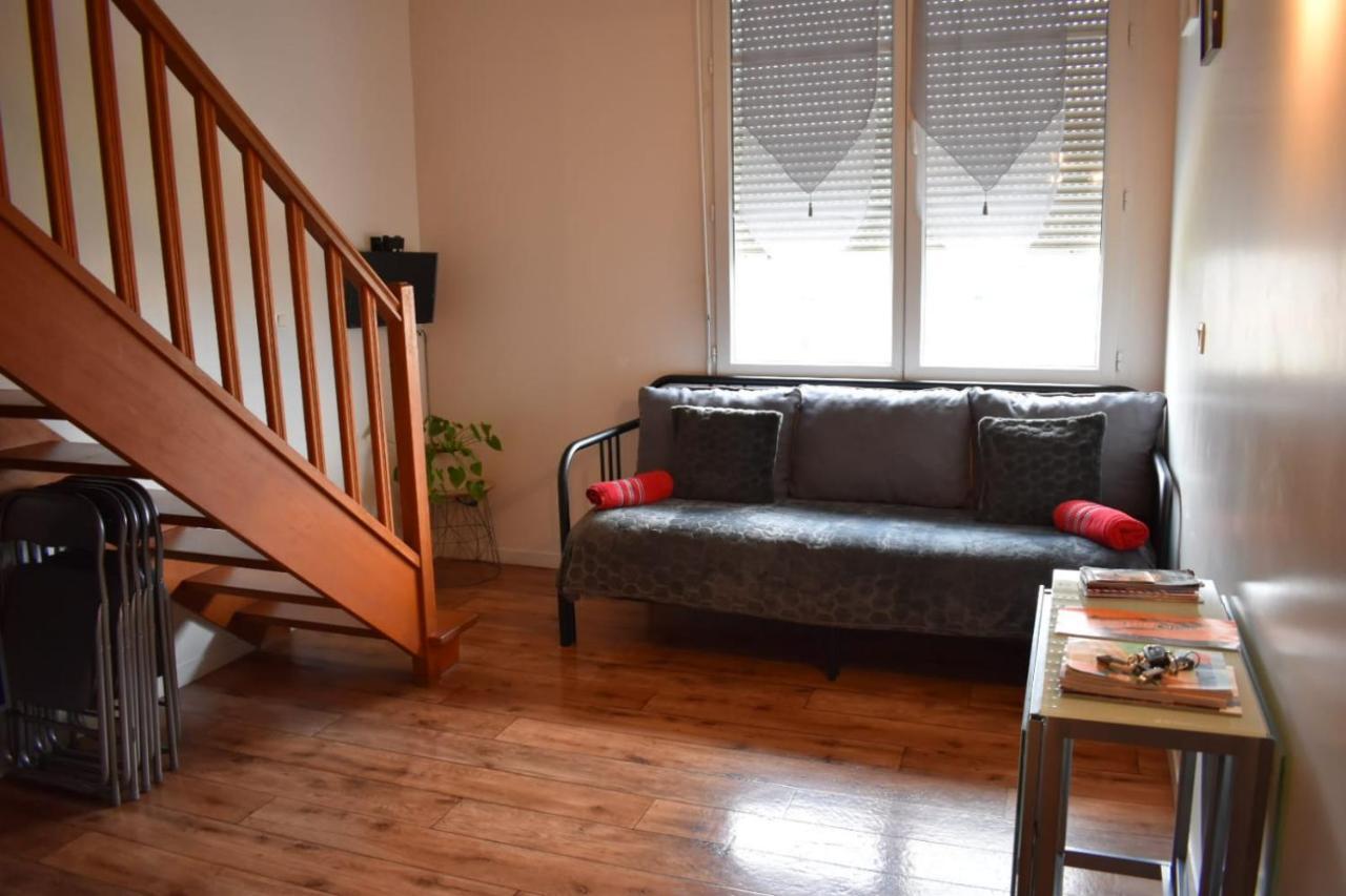 Duplex A 1 Kilometre De Disneyland Paris 蒙泰夫兰 外观 照片